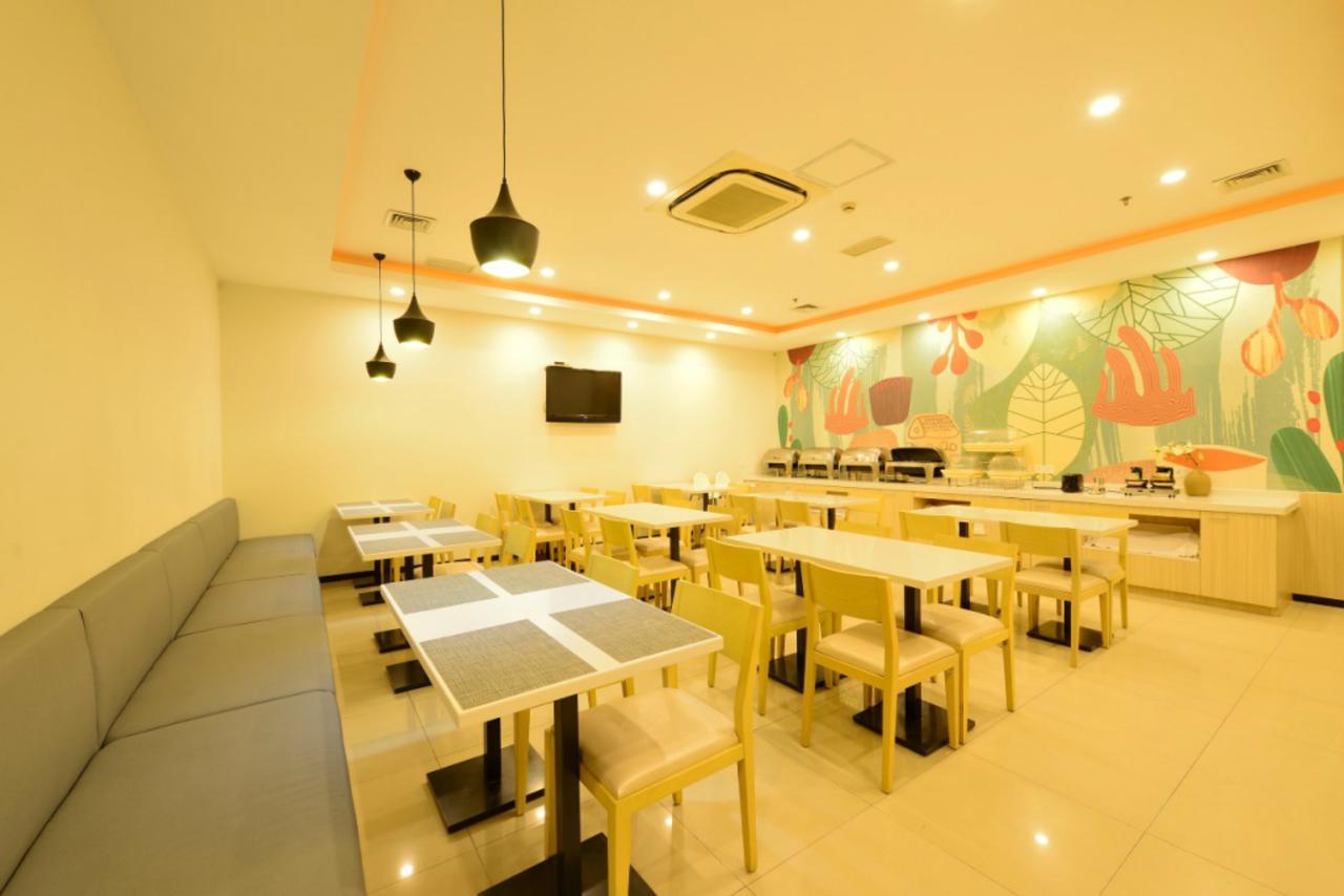 Hanting Express Shanghai Jiazhan Road Exteriér fotografie